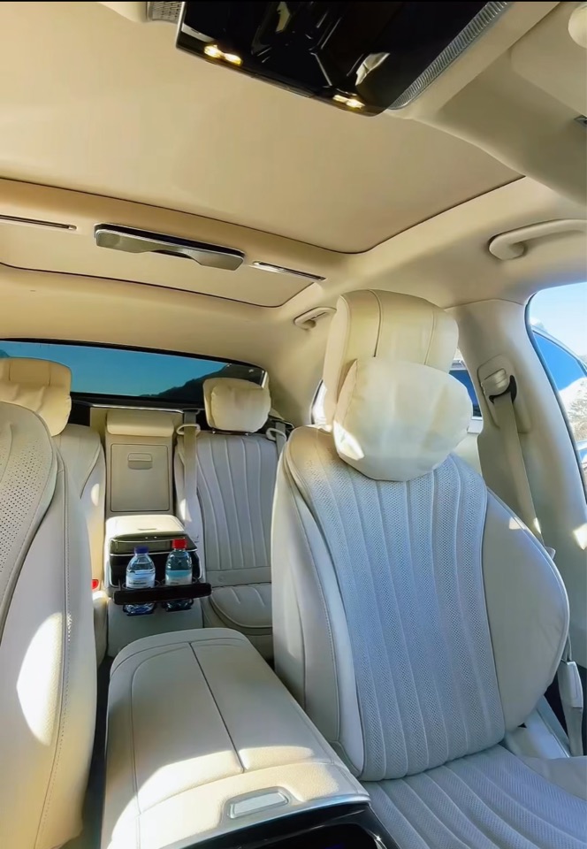 RB Limousine chauffeur service interior